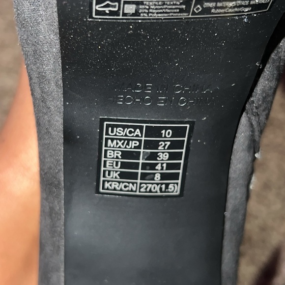 FOREVER 21 Faux Suede Platform Boots 🖤 - Picture 6 of 7